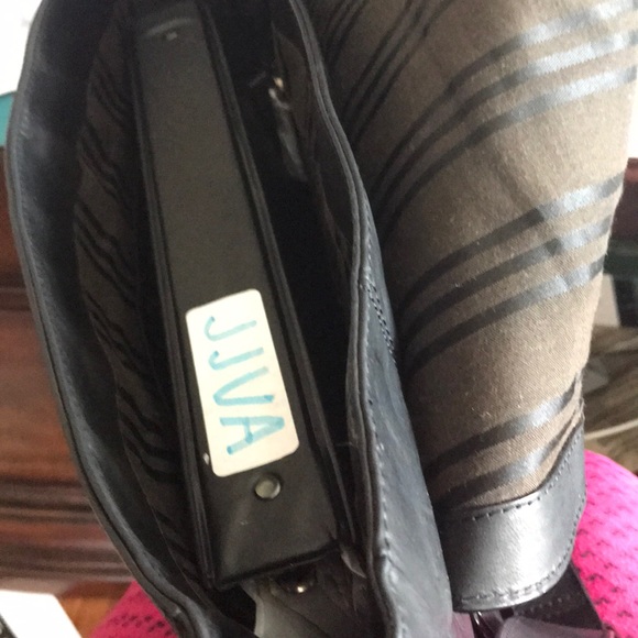 🎉HP🎉- Frye Black Leather Logan Messenger Bag - Picture 8 of 8